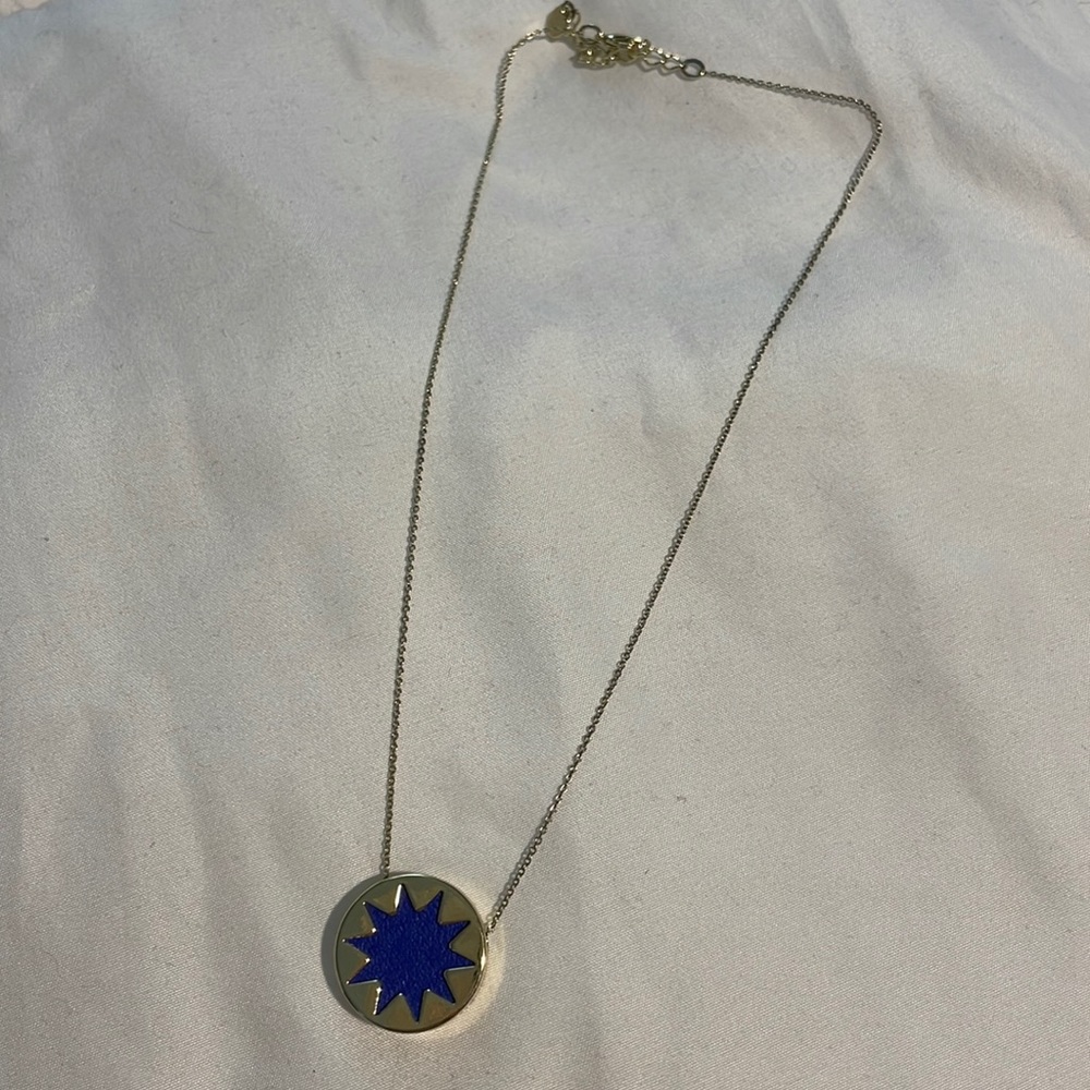 House of Harlow pendant necklace